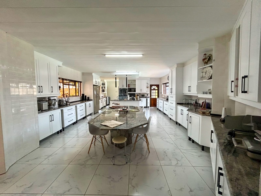 6 Bedroom Property for Sale in Potchefstroom Rural North West